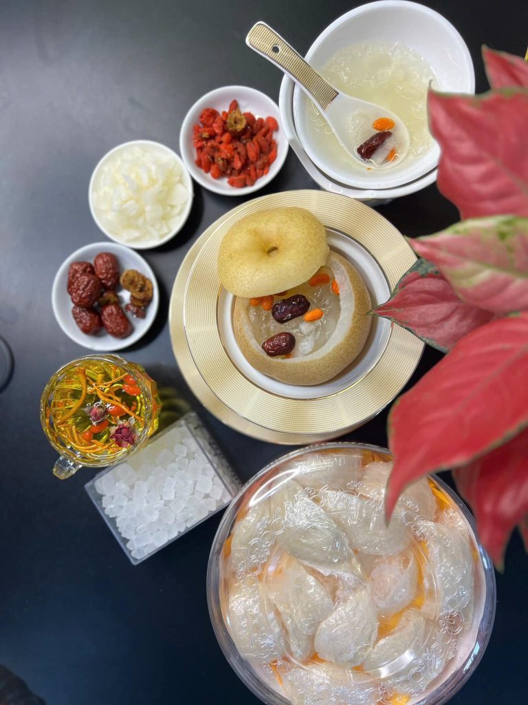 Cách dùng yến sào cho người già đúng liều lượng