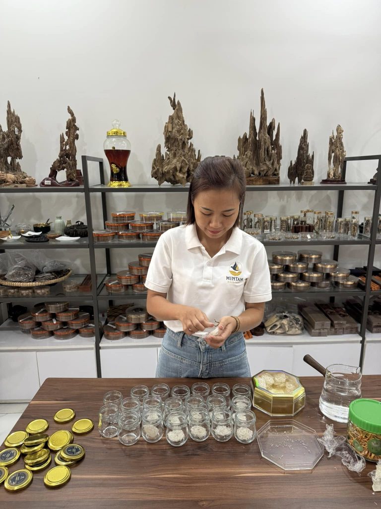 Người bệnh sử dụng yến đúng cách trong giai đoạn phục hồi