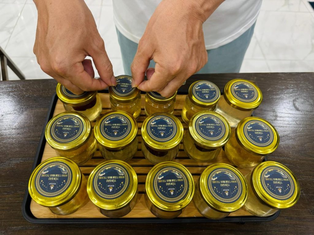 Set quà yến chưng hũ 70ml cao cấp