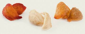 Yến sào trắng và yến hồng khác nhau về màu sắc tự nhiên