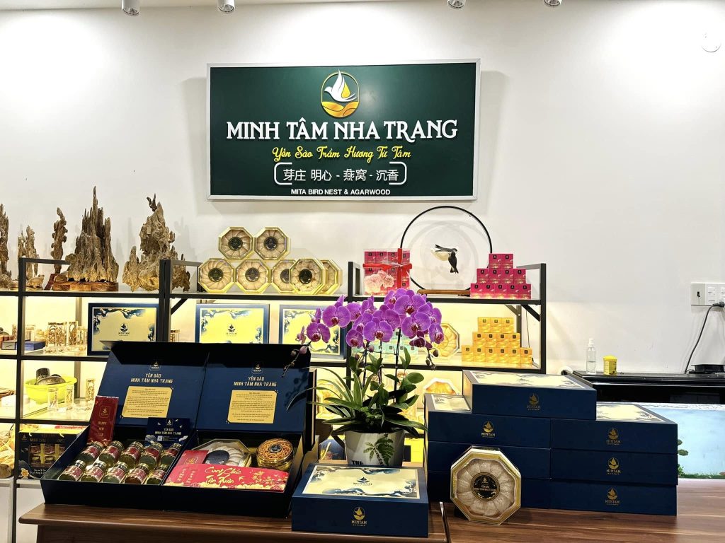 set quà yến sào sang trọng ngày Tết